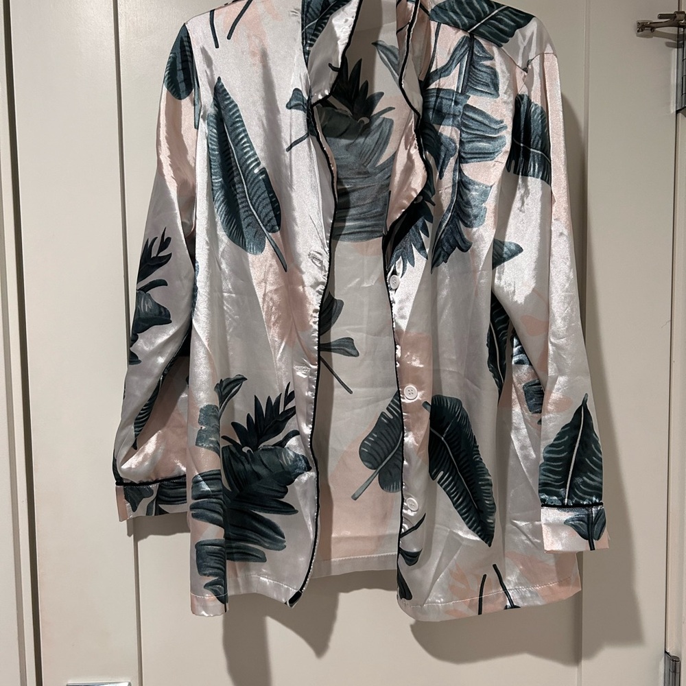 Floral Satin Blazer in Pink and Green
